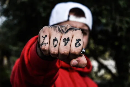 下载 满冠体育 APP